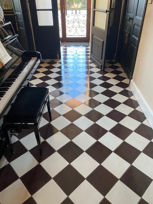 FAQ – Cire Métallisante Autolustrante pour Sols