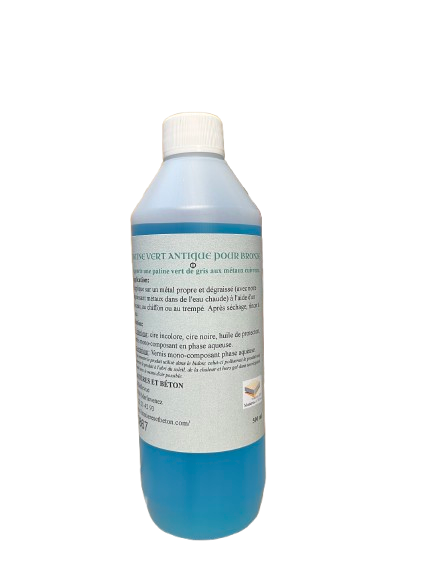 vert de gris sur métaux cuivreux