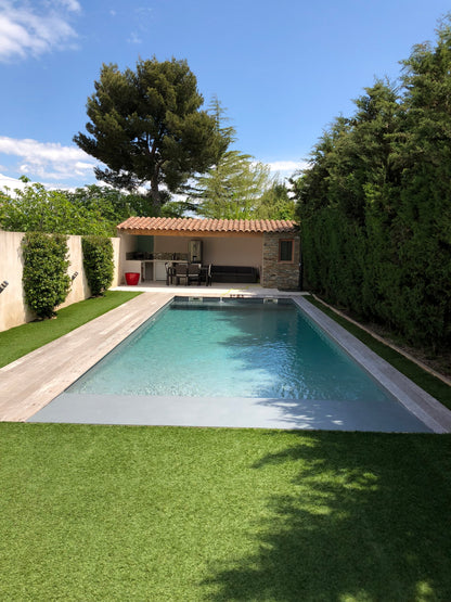 Peinture piscine caoutchouc chloré professionnelle